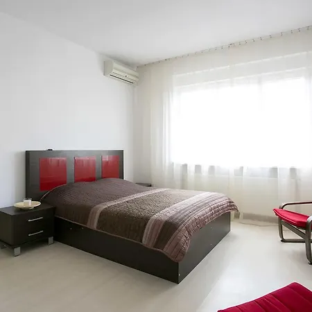 Performance Apart Apartment